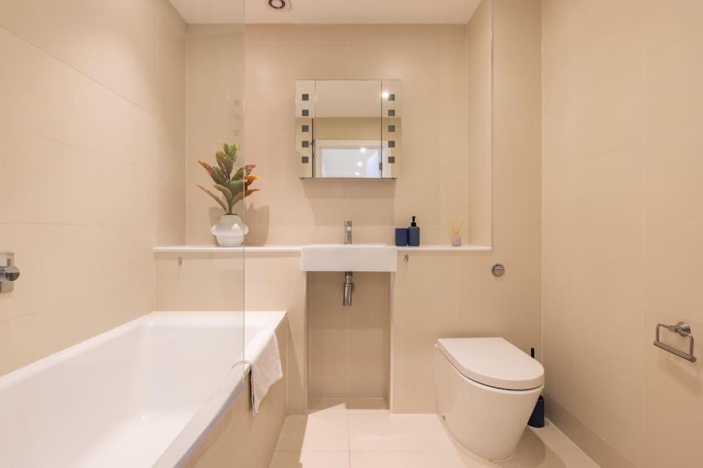 Wild Roses Serviced Apartments - Borough Londra Esterno foto
