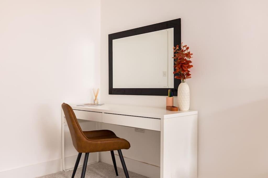 Wild Roses Serviced Apartments - Borough Londra Esterno foto