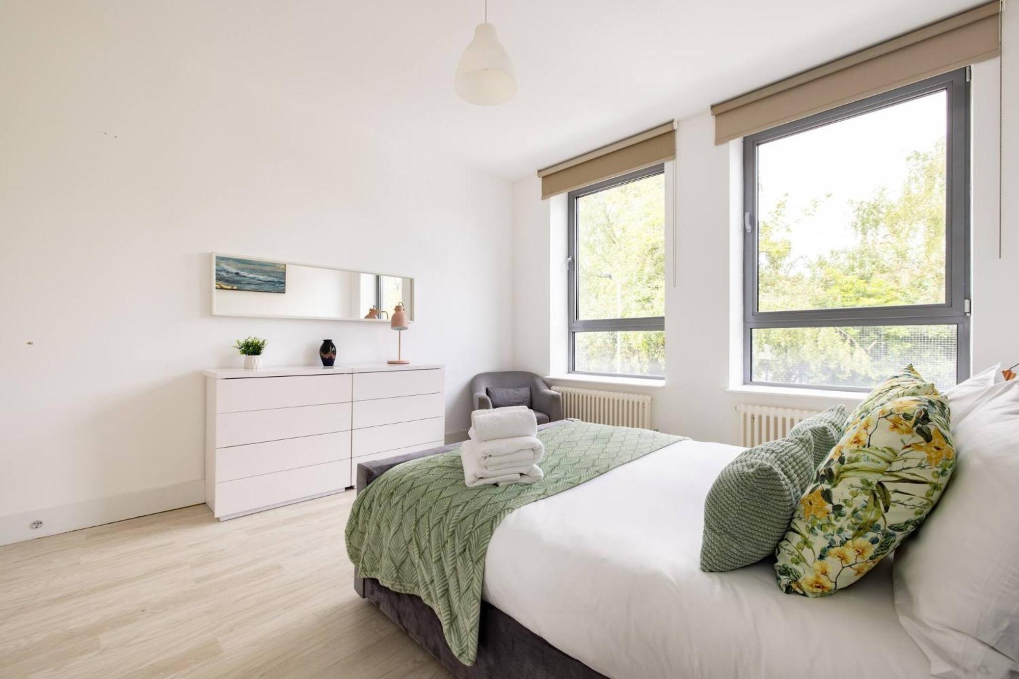 Wild Roses Serviced Apartments - Borough Londra Esterno foto
